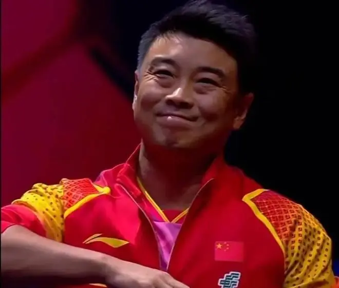 张本智和在比赛中与中国队教练发生争执引发关注