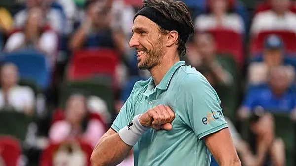 上海大师赛男单四强诞生 张之臻力克12号种子阿利亚西姆晋级