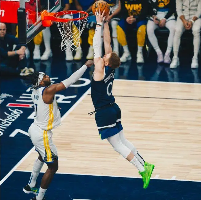 详细阅读:勇士队身高劣势明显影响比赛表现 内线防守问题亟待解决 勇士队身高劣势明显影响比赛表现 内线防守问题亟待解决