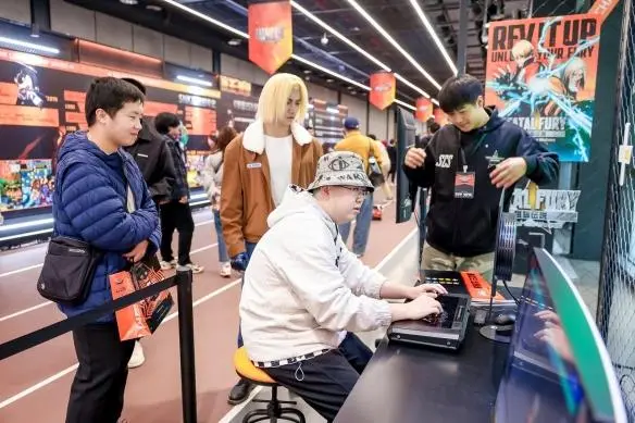 职业格斗选手转战电竞领域,百万奖金赛事引发行业关注