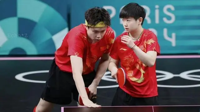 中国乒乓球队教练吴敬平回应外协研究樊振东技术 强调其综合实力优势
