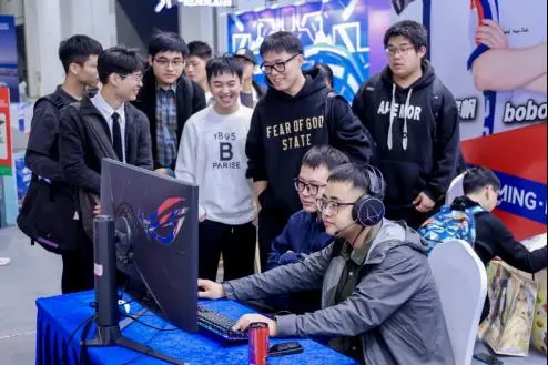 杭州亚运会电竞项目Aew总决赛落幕 吸引2万观众现场观赛