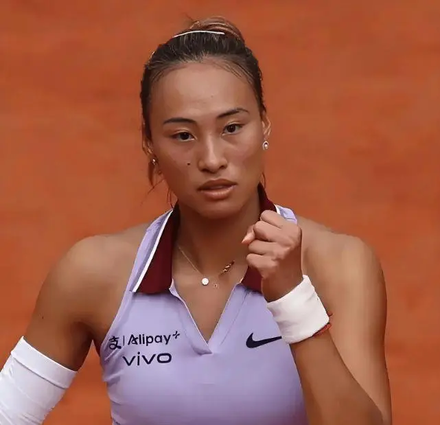 中国网球新星郑钦文位列福布斯女运动员收入榜第五 谷爱凌排名第四