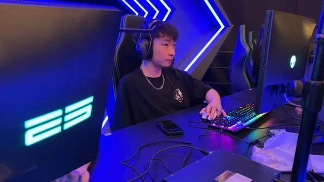 全国残特奥会游泳选手李挺以优异成绩展现残疾人体育精神